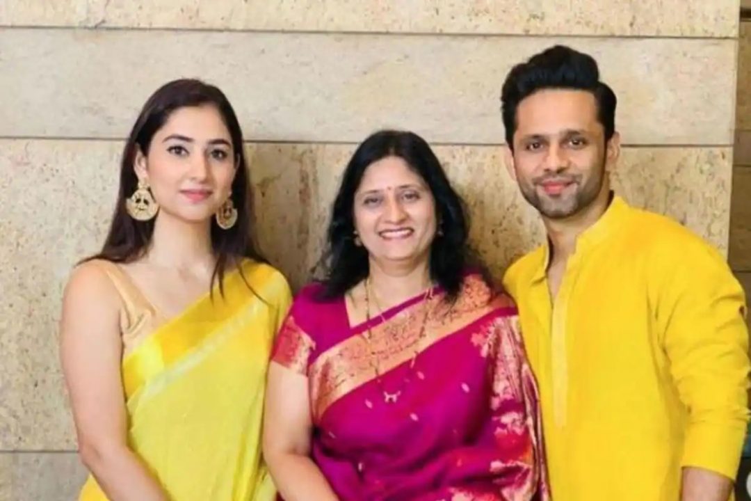 Gudi Padwa 2021: Special for Rahul Vaidya, with Disha by his side
