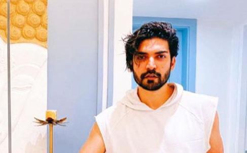 Gurmeet Choudhary Arranged For Oxygen Concentrators From Indonesia With The Help Of India Club