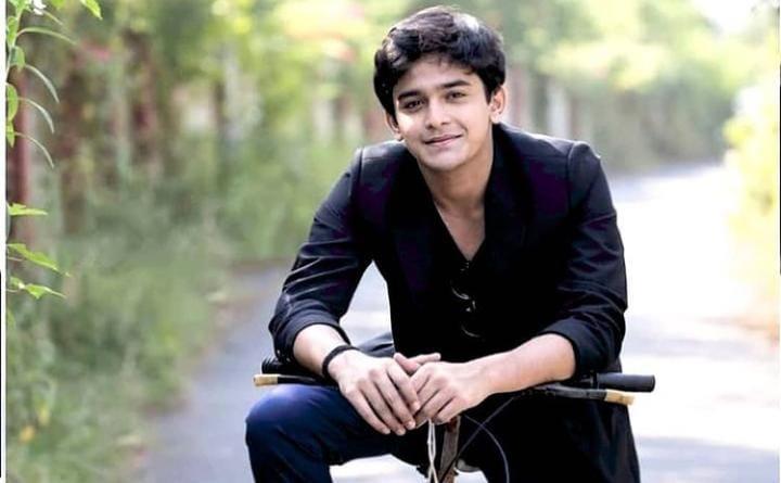 ‘Barrister Babu’: Pravisht Mishra Promises Fans To Entertain Them With The Story