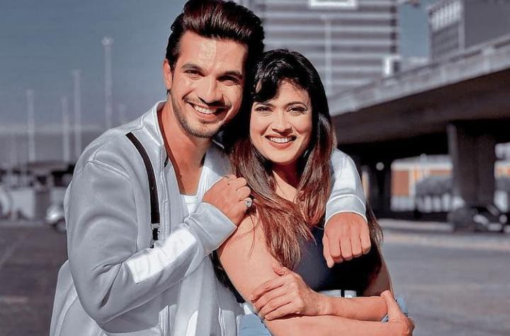‘Khatron Ke Khiladi 11’: Arjun Bijlani And Shweta Tiwari Seen Grooving To The Song ‘Na Jaane Kyu’