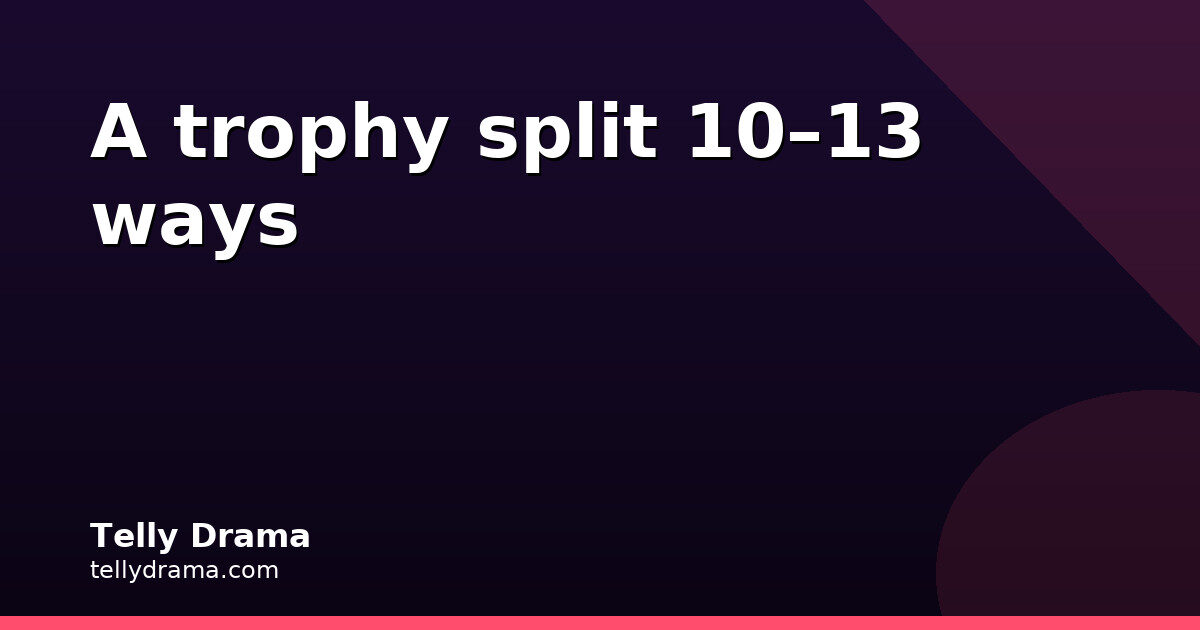 Mohanlal gifts 10-13 pieces of the Bigg Boss trophy